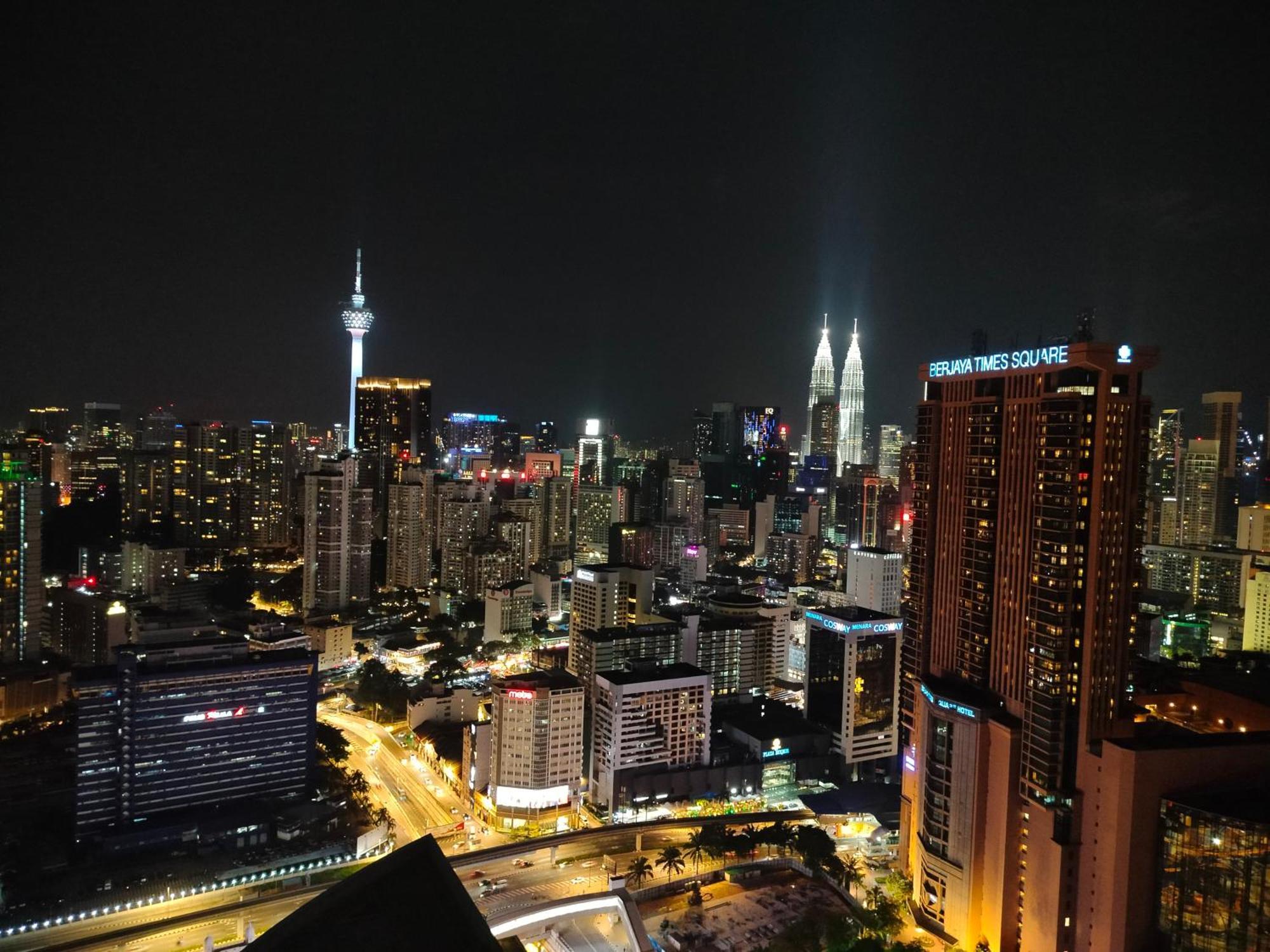 Lucentia Residence Bbcc @ Lalaport Kuala Lumpur Exterior photo